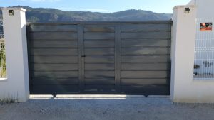 Puerta automática corredera Cartagena